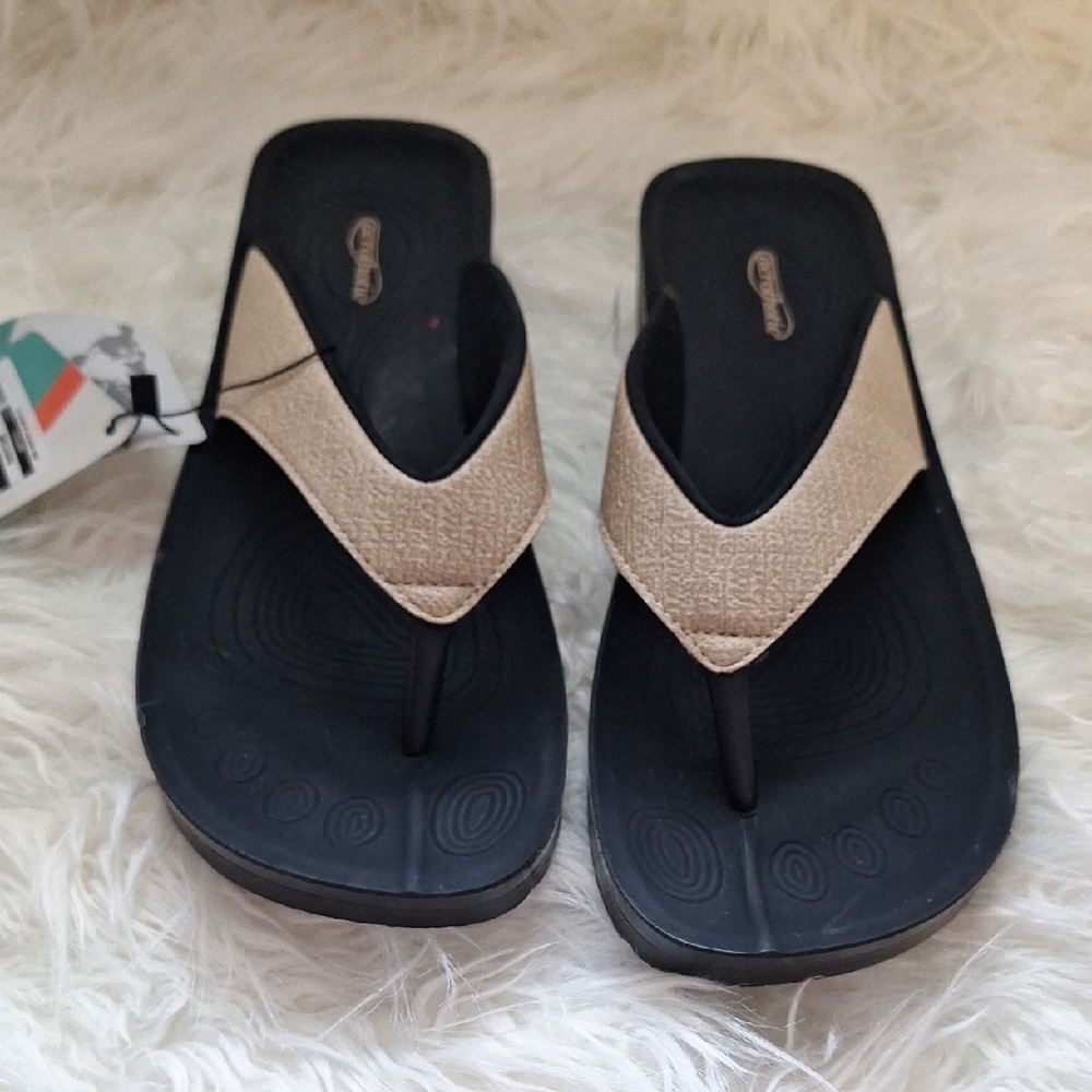 Aerothotic Sandals Tan And Black NWT